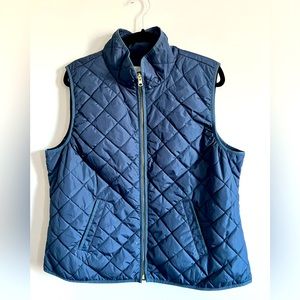 Old Navy, Size Large, Blue quilted vest